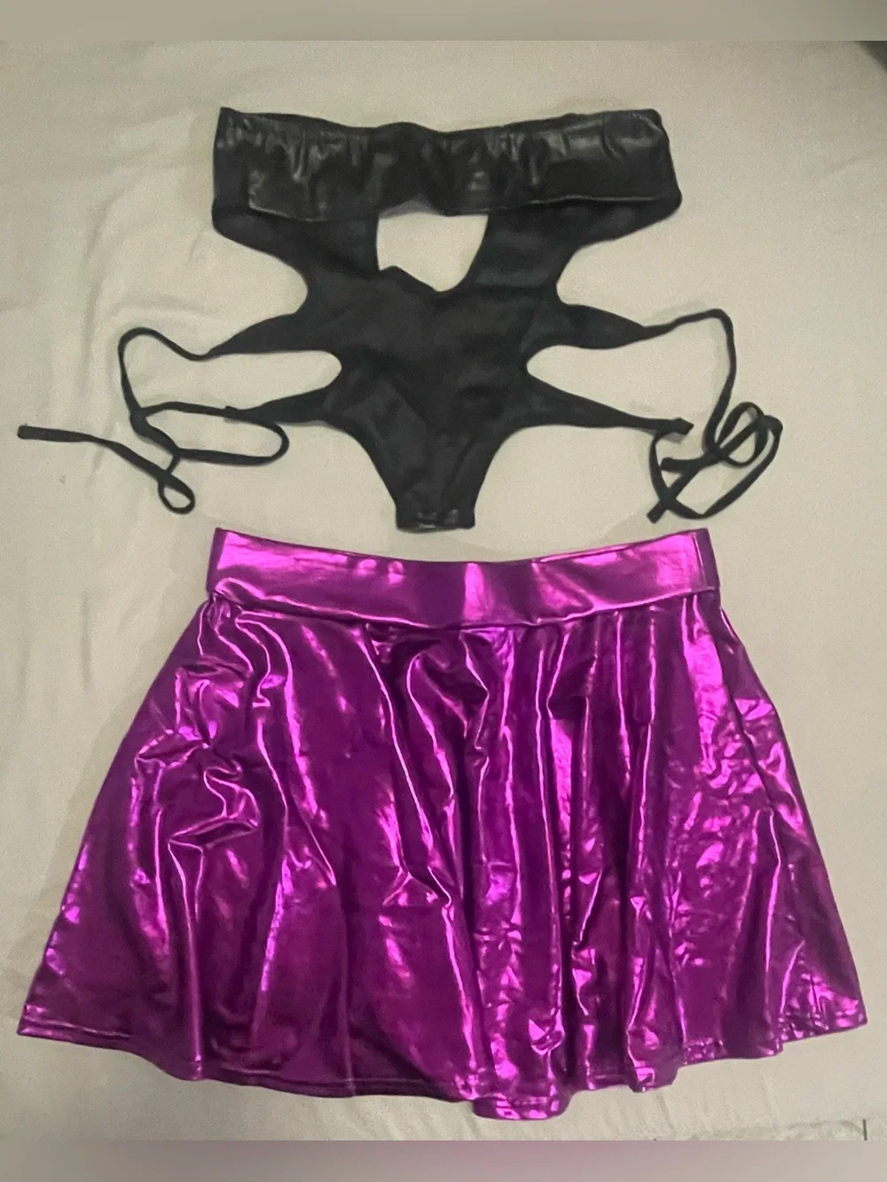 PrettyLittleThing Black Cutout Bandeau Top & Metallic Magenta Skater Skirt Set